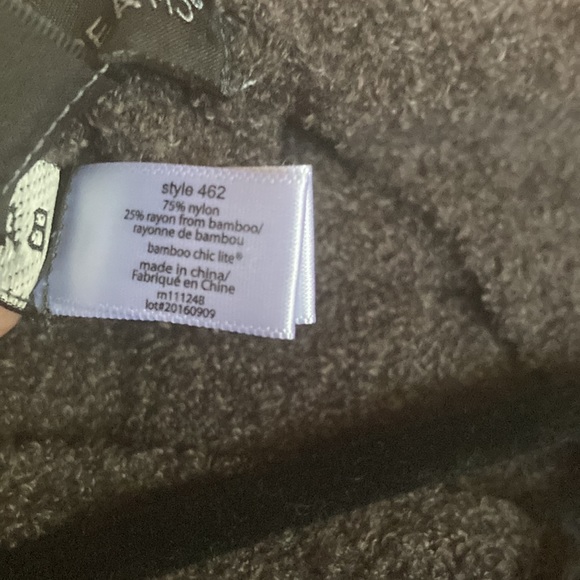 Barefoot Dreams poncho one size gray - Picture 5 of 6